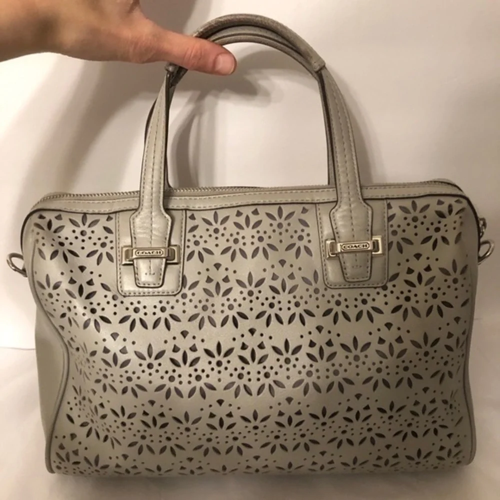 COACH TAYLOR EYELET LEATHER SATCHEL (COACH F27392)